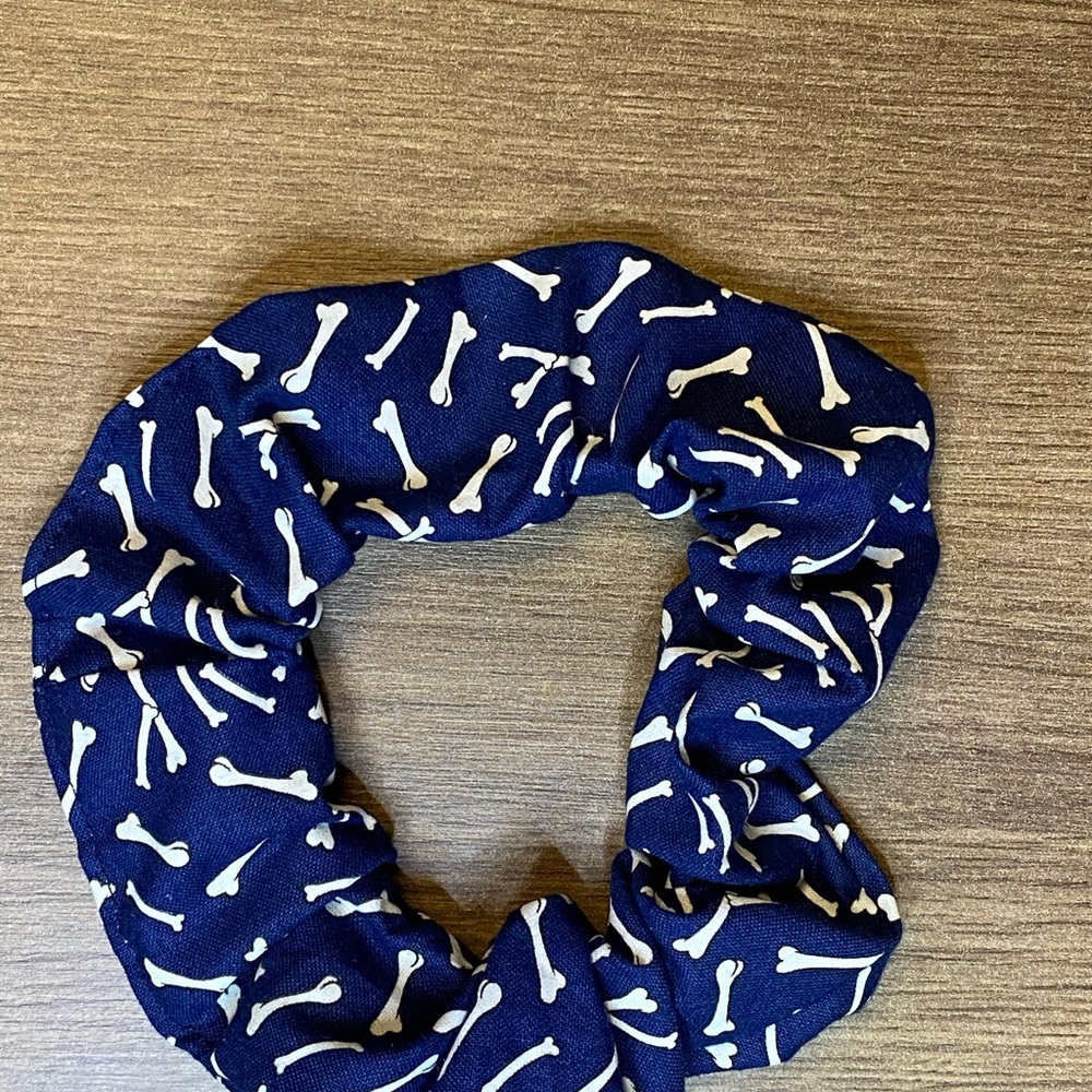 Bones Glow-in-the-Dark Hair Scrunchie, Navy/Cream.